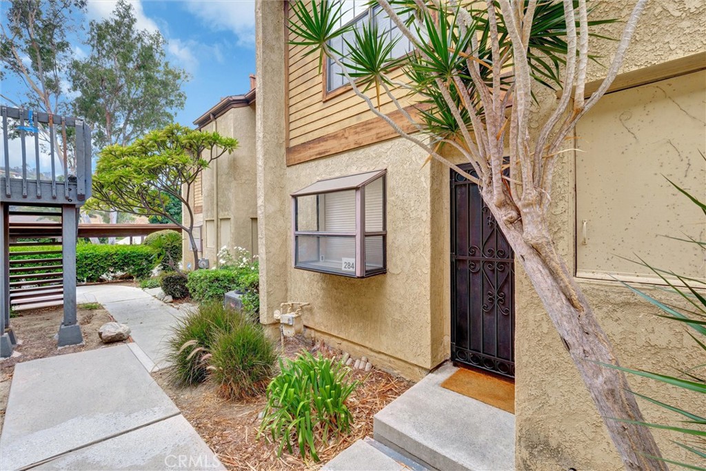 MLS #CV25233564 image #1