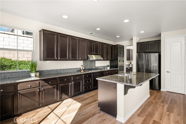 MLS #CV25234235 image #12