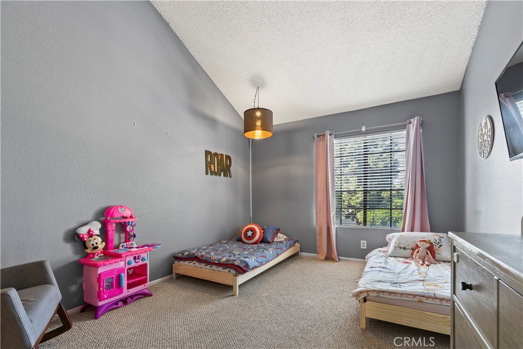 MLS #CV25234303 image #11