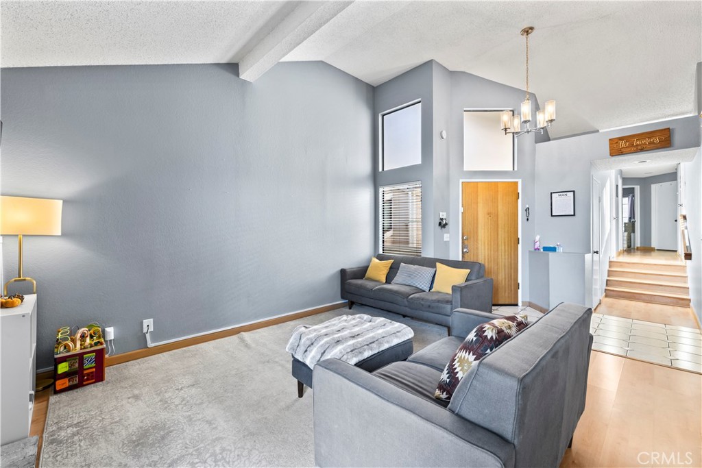 MLS #CV25234303 image #5