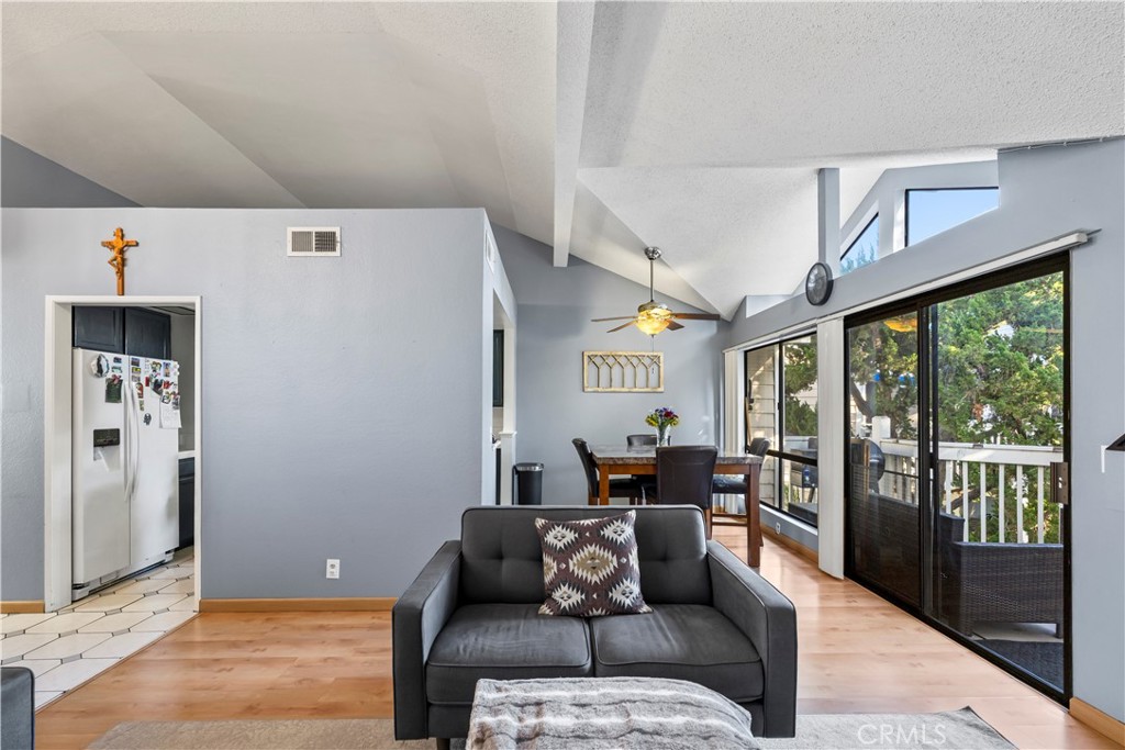 MLS #CV25234303 image #6