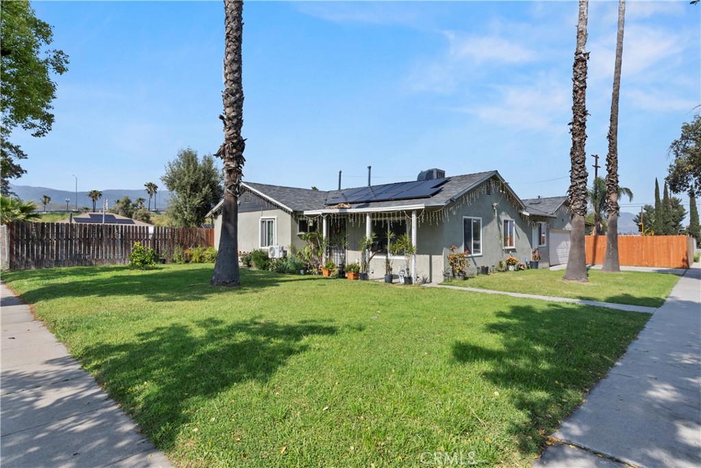 MLS #CV25235186 image #0