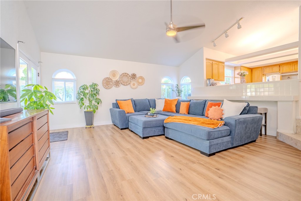 MLS #CV25235312 image #15