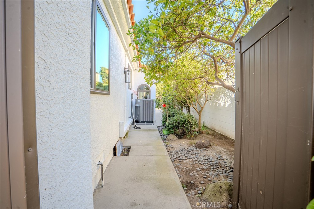 MLS #CV25235312 image #23