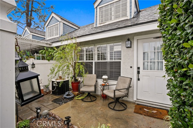 MLS #CV25236716 image #0