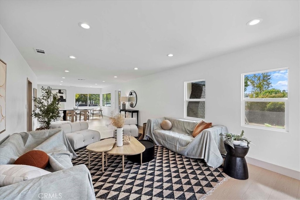 MLS #CV25237225 image #19