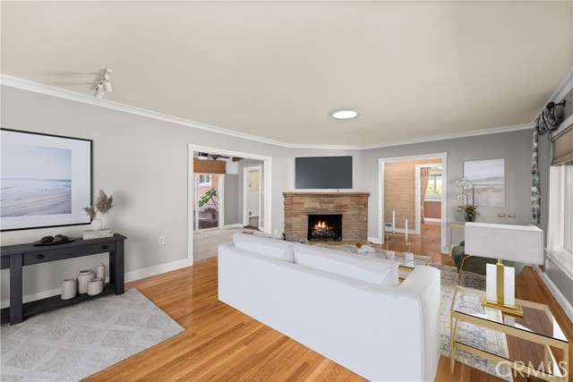 MLS #CV25237632 image #3