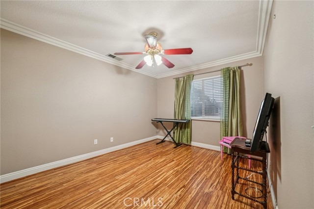 MLS #CV25237957 image #22