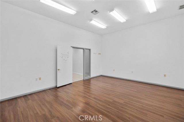 MLS #CV25238207 img 21