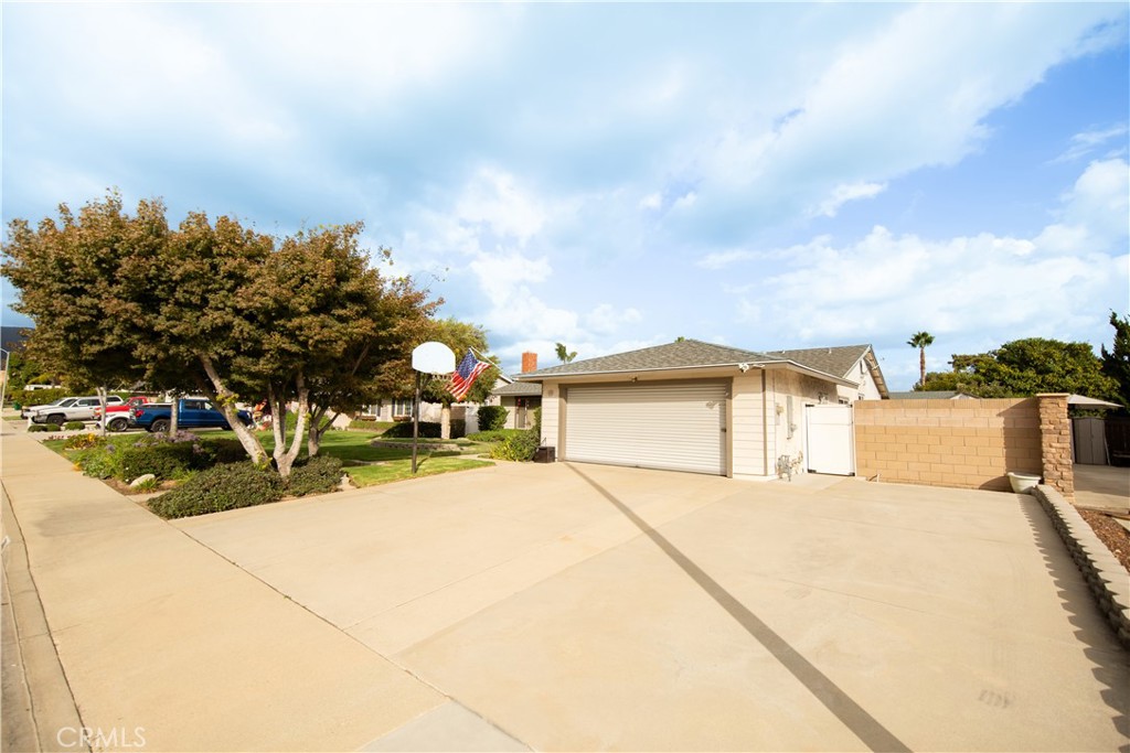 MLS #CV25239047 image #24