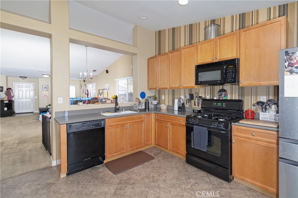 MLS #CV25239383 image #10