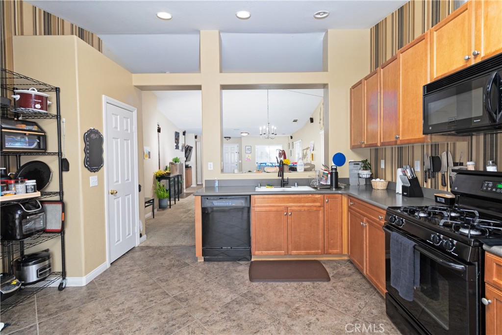 MLS #CV25239383 image #11