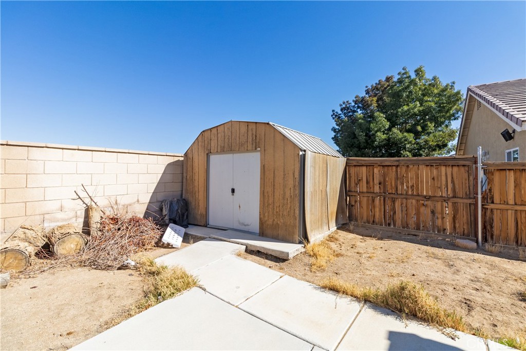 MLS #CV25239383 image #24