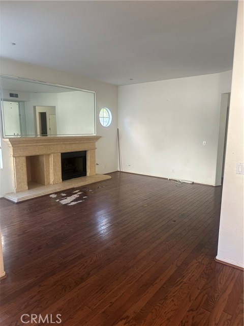 MLS #CV25240390 image #3