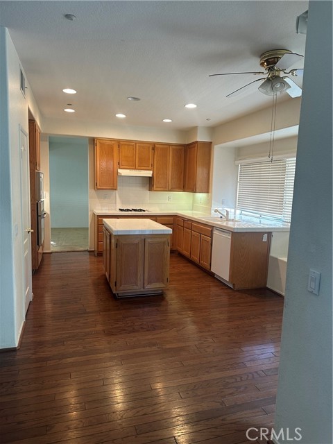 MLS #CV25240390 image #8