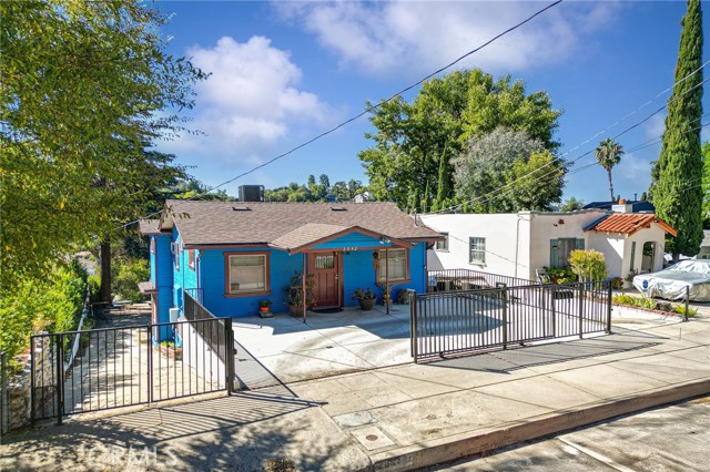 MLS #CV25240455 image #1