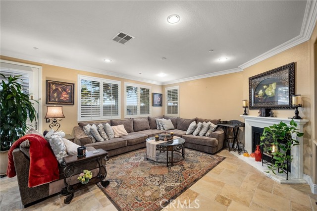 MLS #CV25240469 image #14