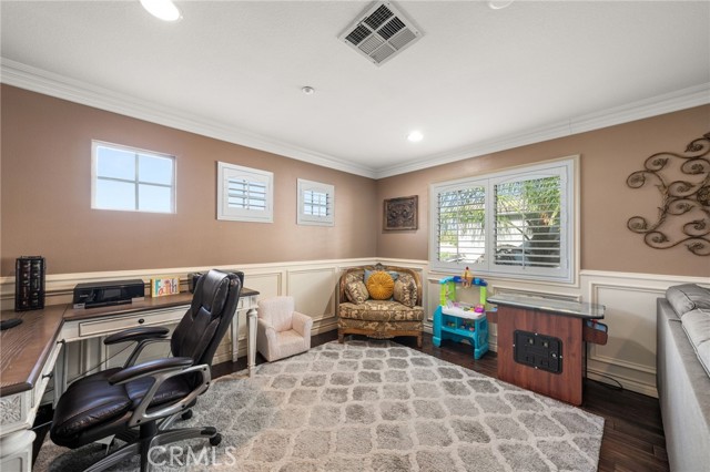 MLS #CV25240469 image #32