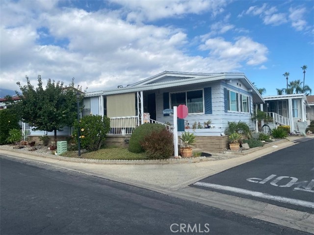 MLS #CV25241051 image #1