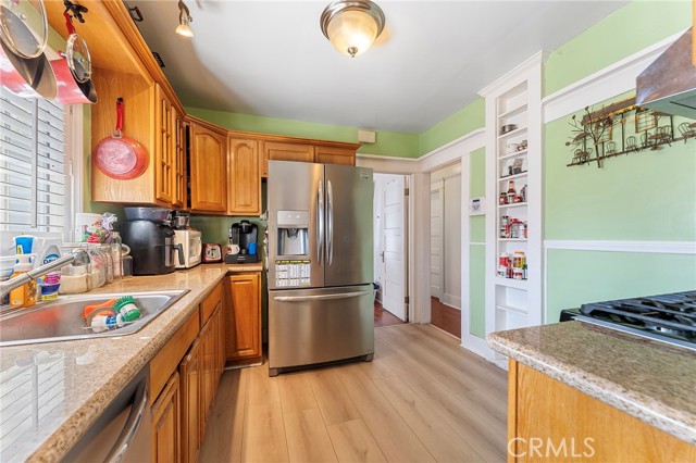 MLS #CV25241156 image #2