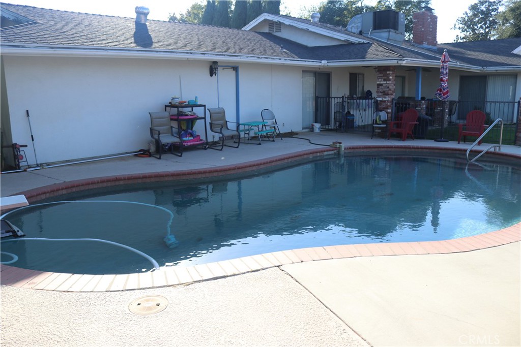 MLS #CV25241513 image #11