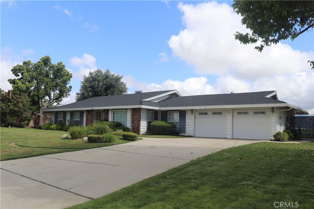 MLS #CV25241513 image #2