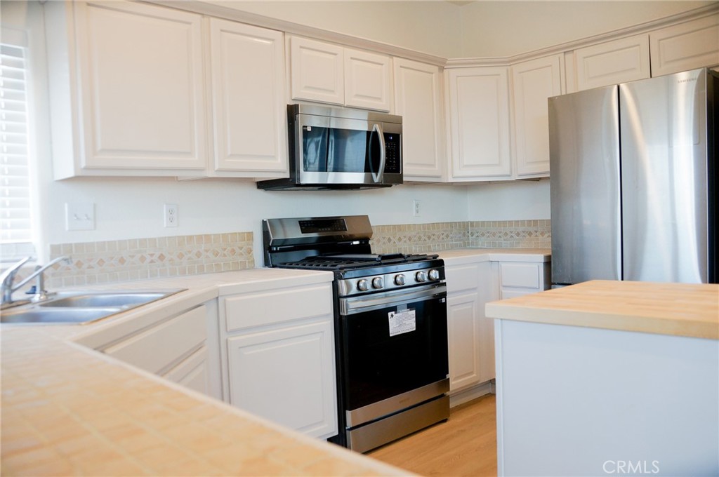 MLS #CV25241595 image #5