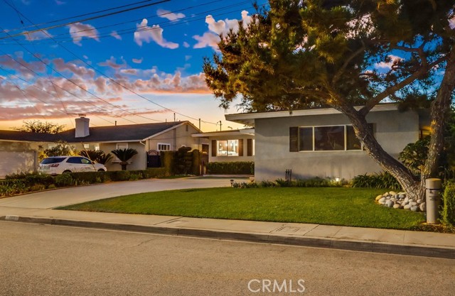 MLS #CV25241677 image #1