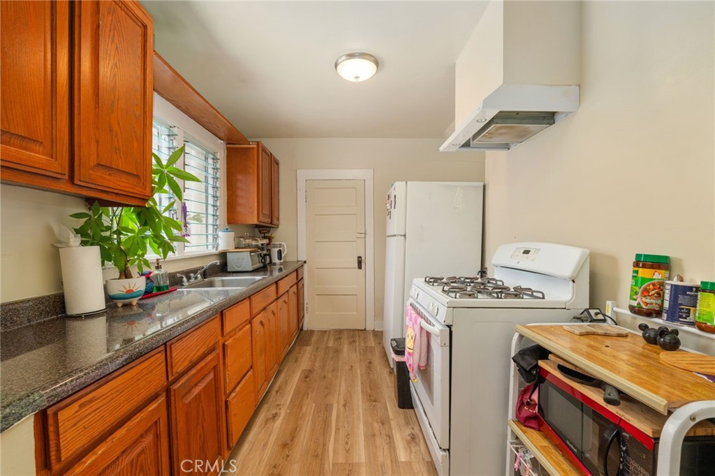 MLS #CV25242054 image #10