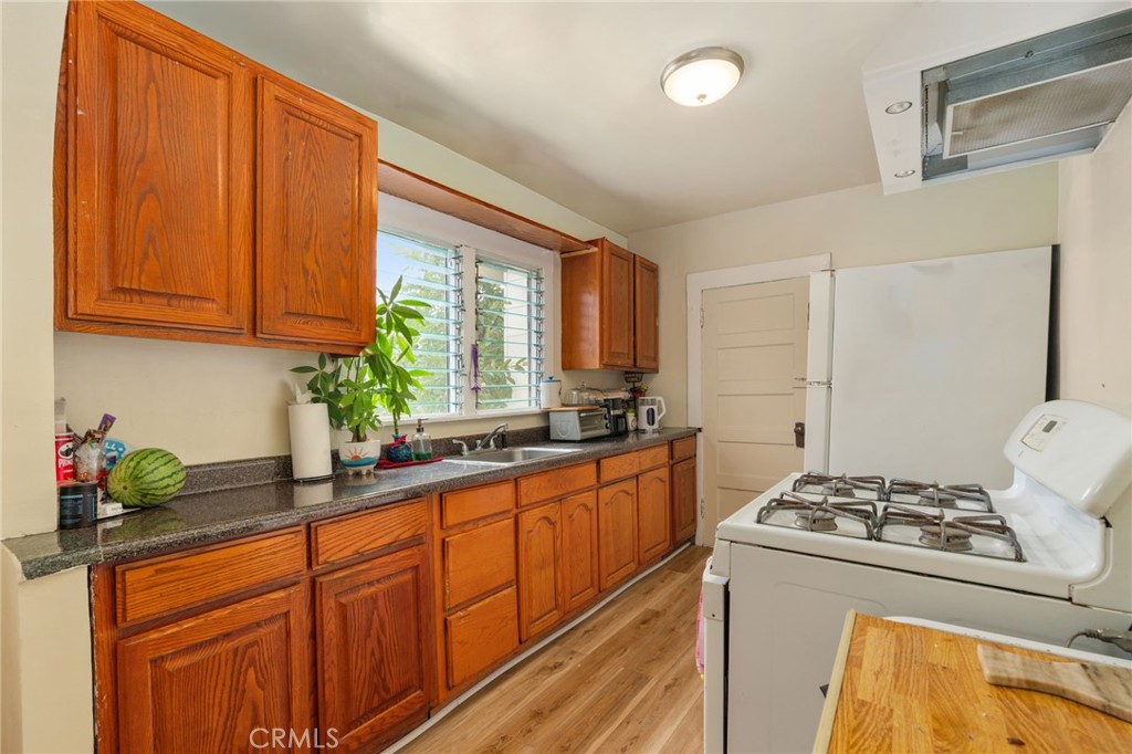 MLS #CV25242054 image #8