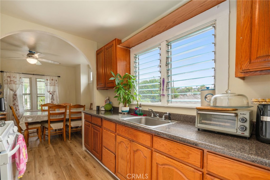 MLS #CV25242054 image #9