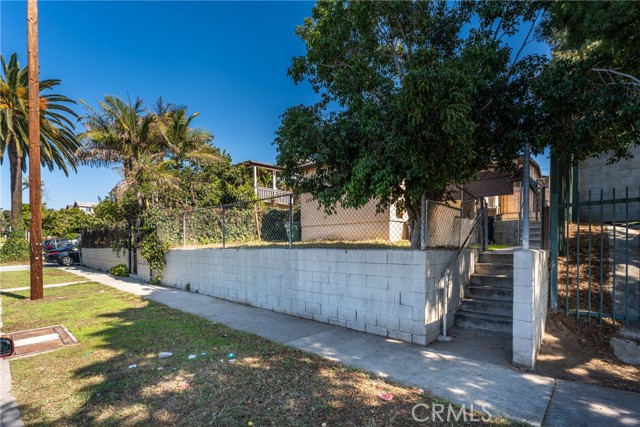 MLS #CV25243297 image #1