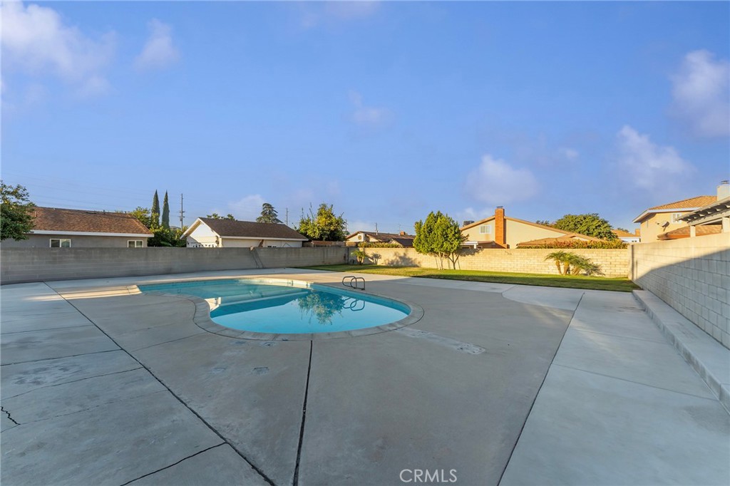 MLS #CV25243307 image #18