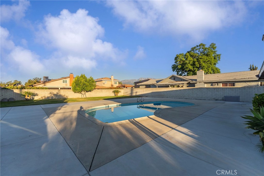 MLS #CV25243307 image #21