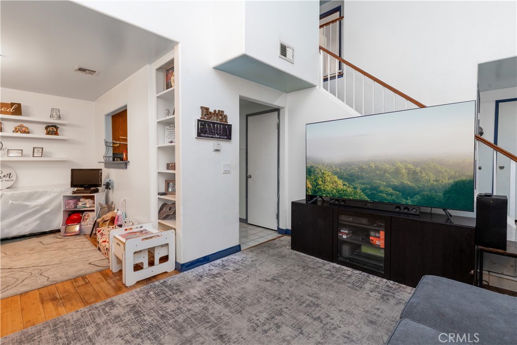 MLS #CV25244258 image #4