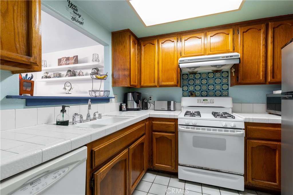 MLS #CV25244258 image #7