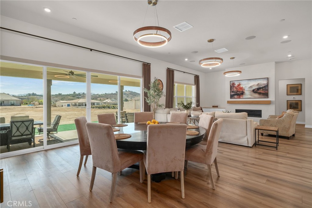 MLS #CV25245076 image #16