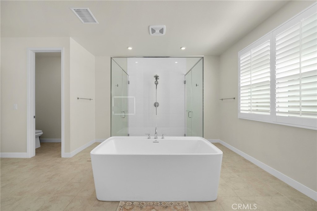 MLS #CV25245076 image #21