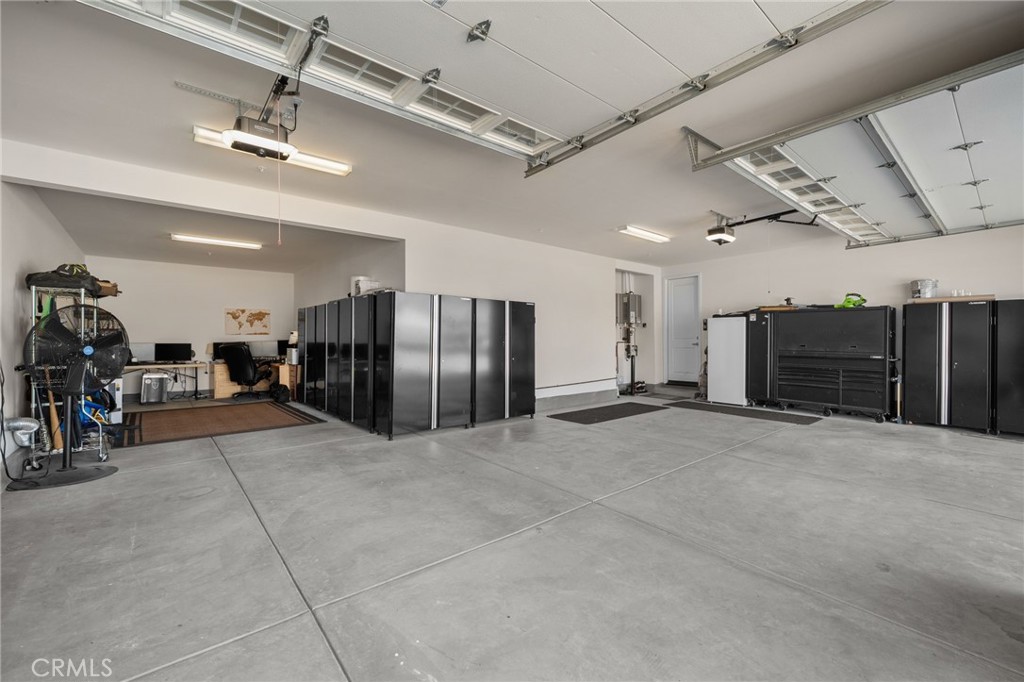 MLS #CV25245076 image #32