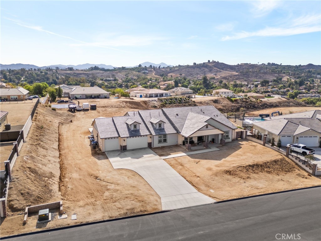 MLS #CV25245076 image #35