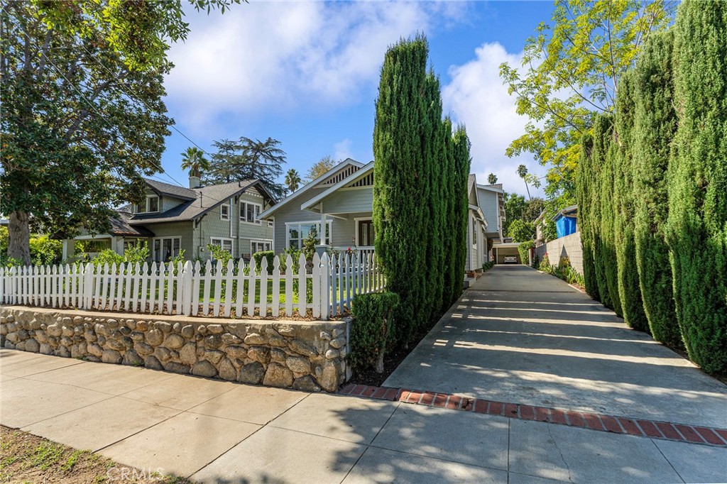 MLS #CV25245818 image #31