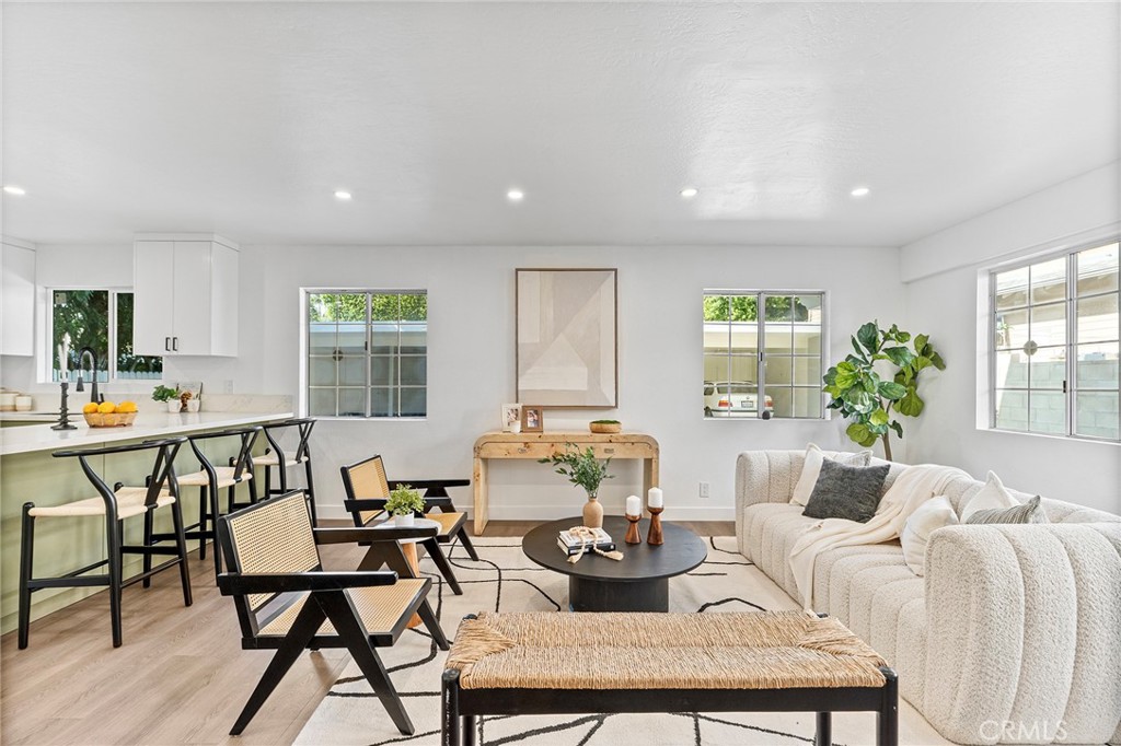 MLS #CV25245818 image #5