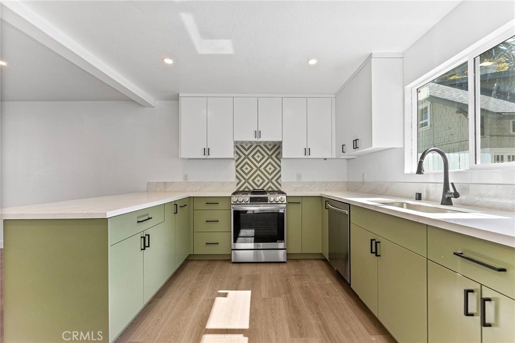 MLS #CV25245819 image #11