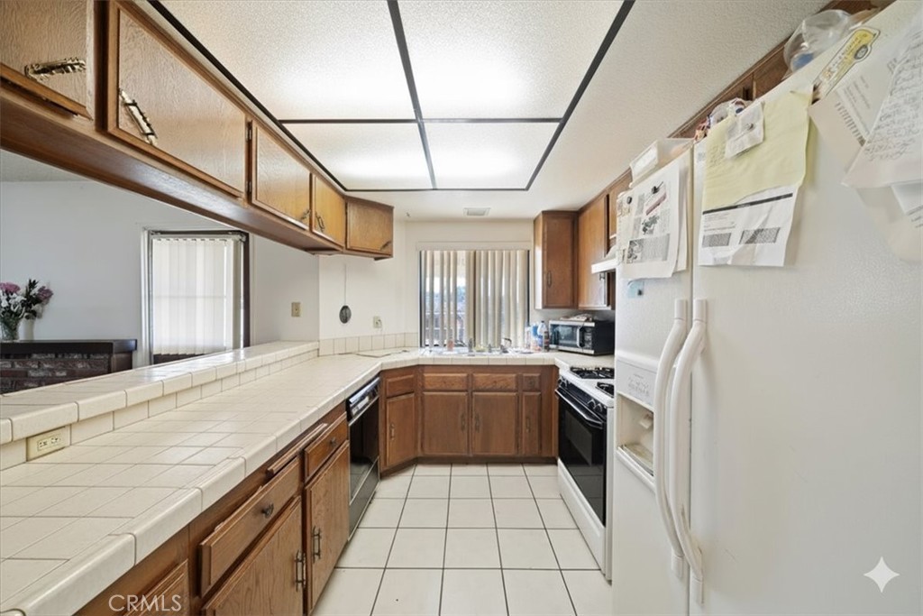 MLS #CV25245902 image #11