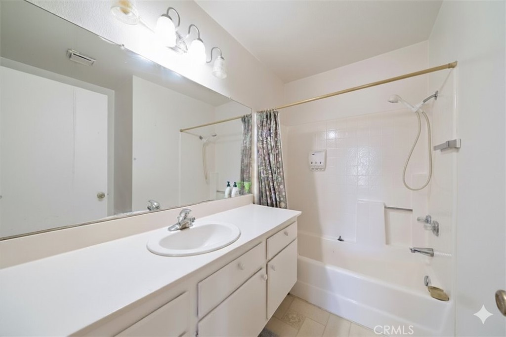 MLS #CV25245902 image #17