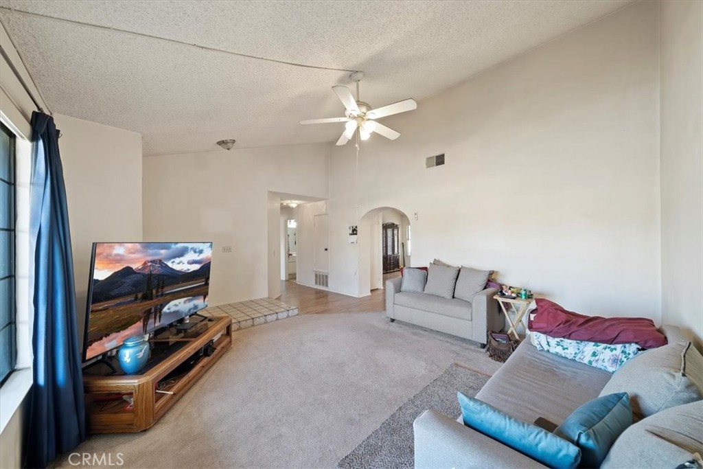 MLS #CV25245902 image #8