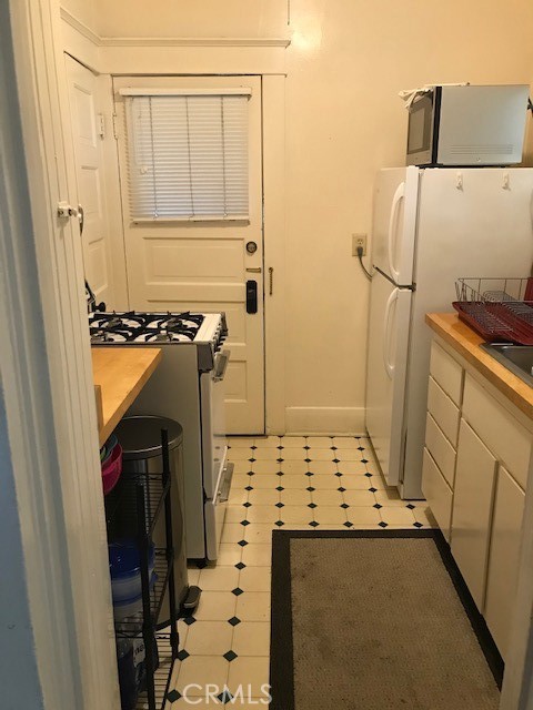 MLS #CV25245907 image #42