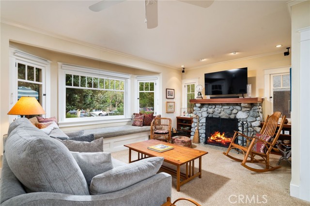 MLS #CV25245907 image #8