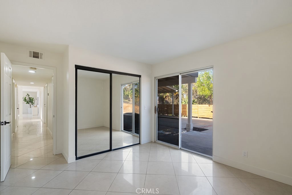 MLS #CV25245981 image #12