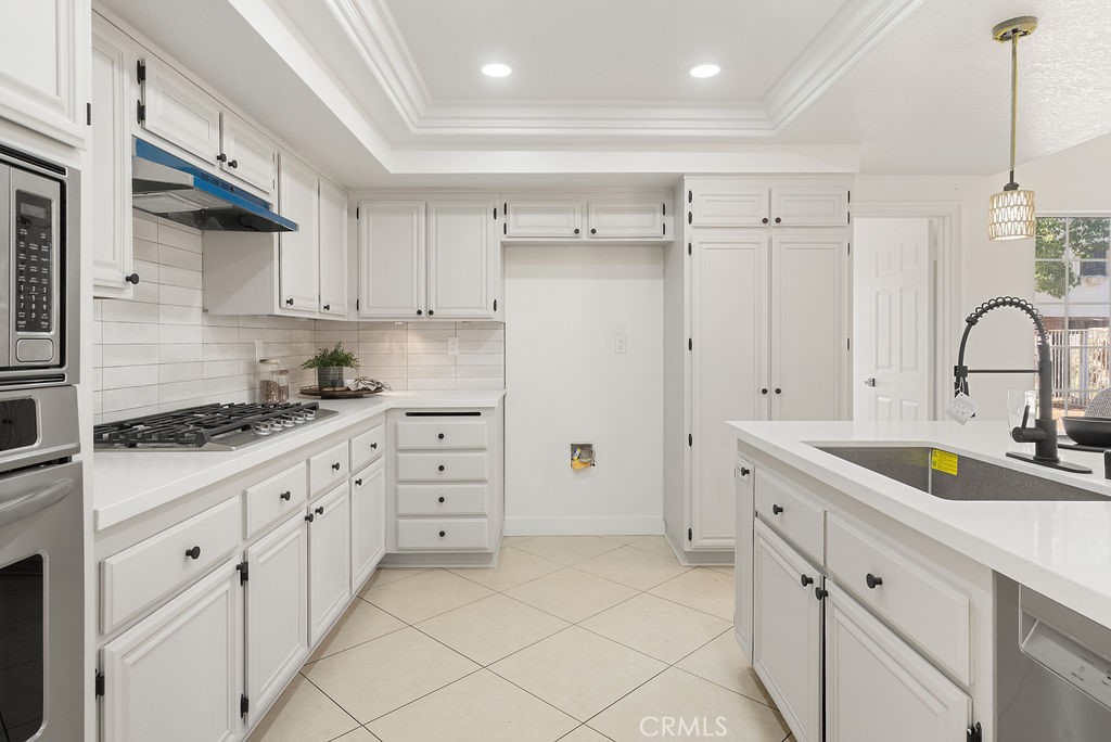 MLS #CV25245981 image #24